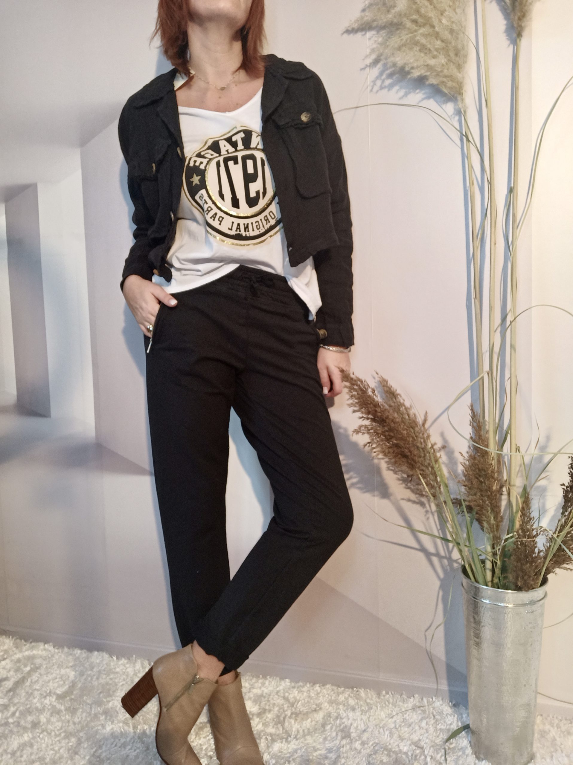 Veste Courte Lin Noir – Image 3