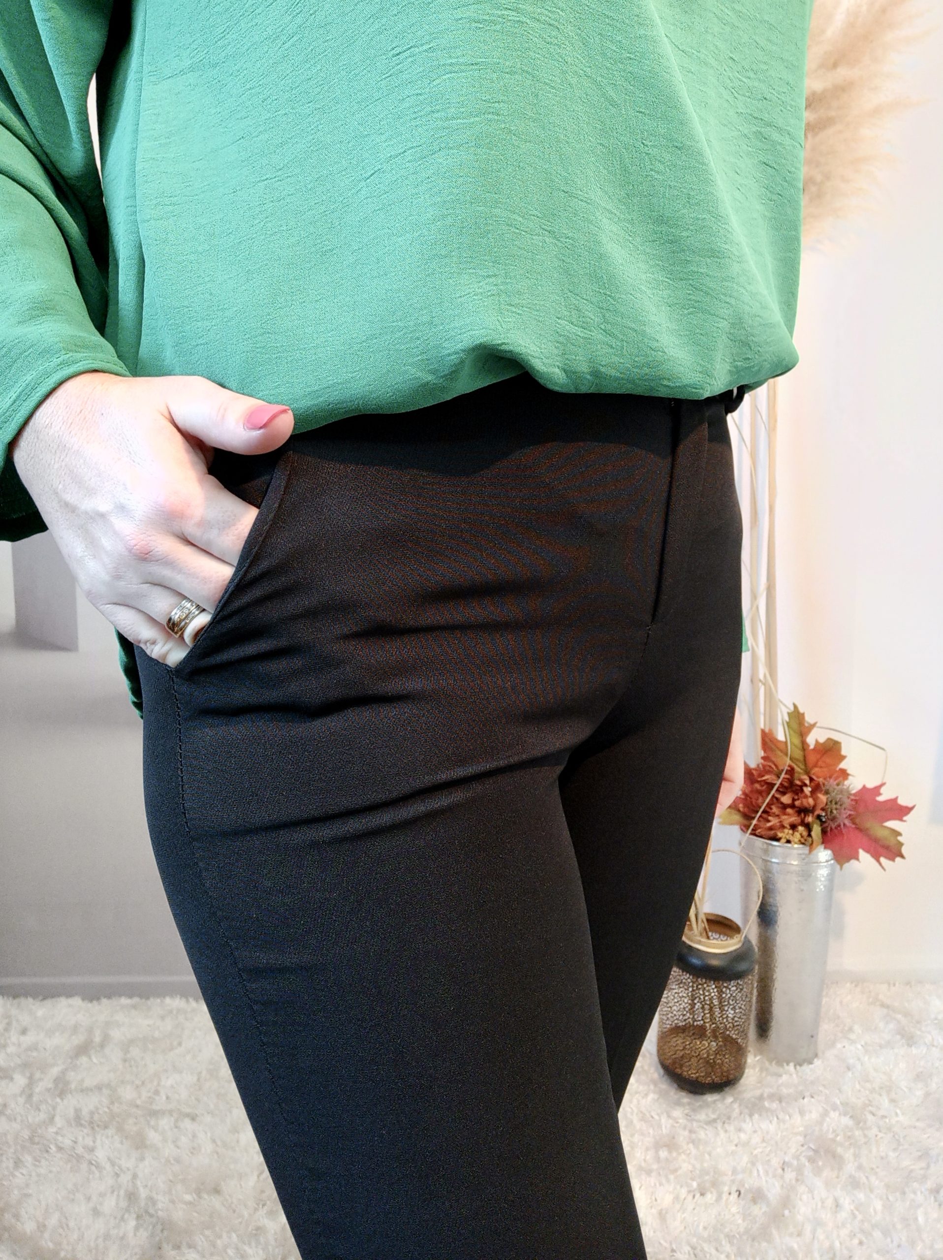 Pantalon Droit Noir – Image 4