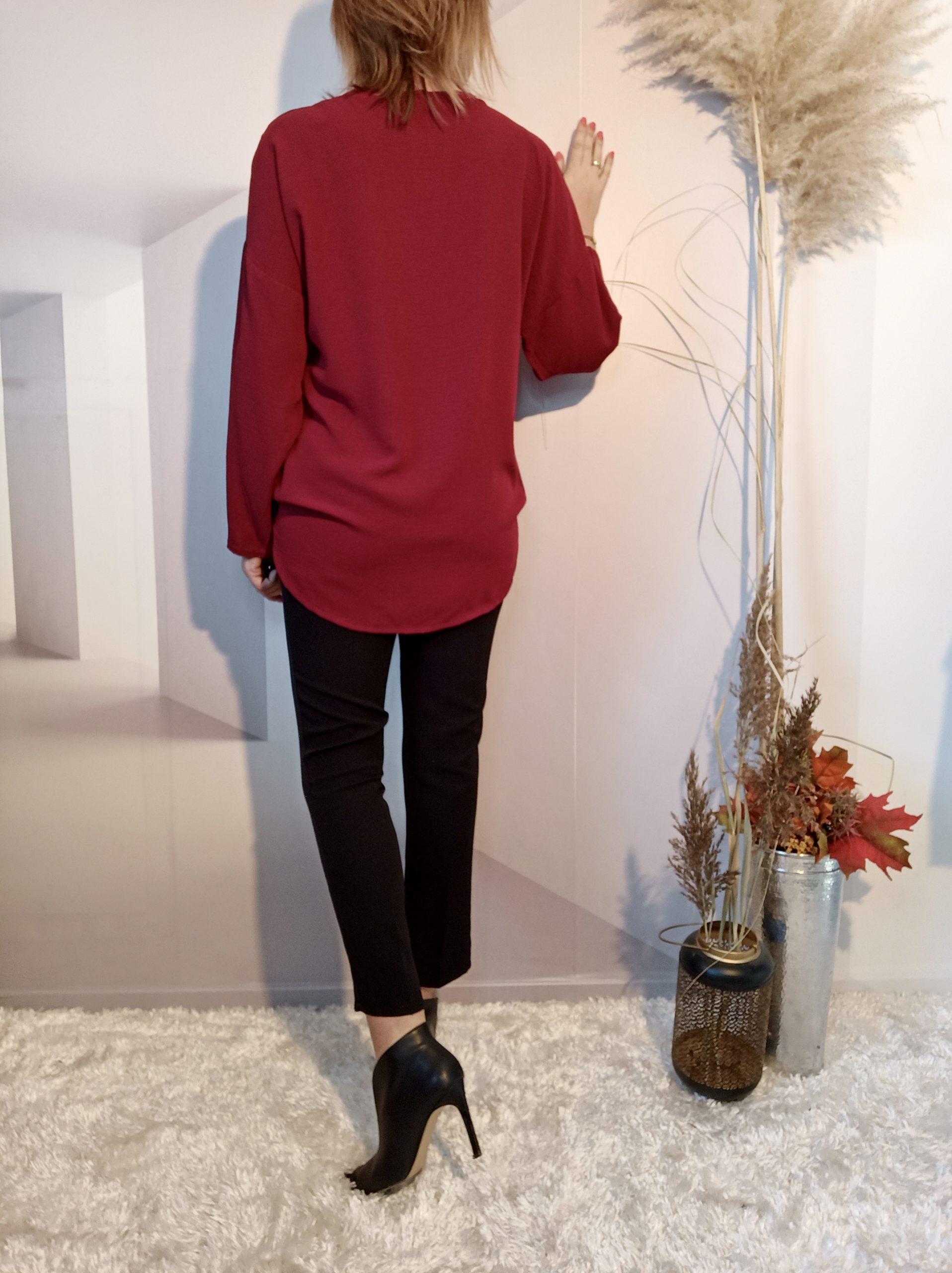 Blouse Asymétrique Lie de Vin – Image 4