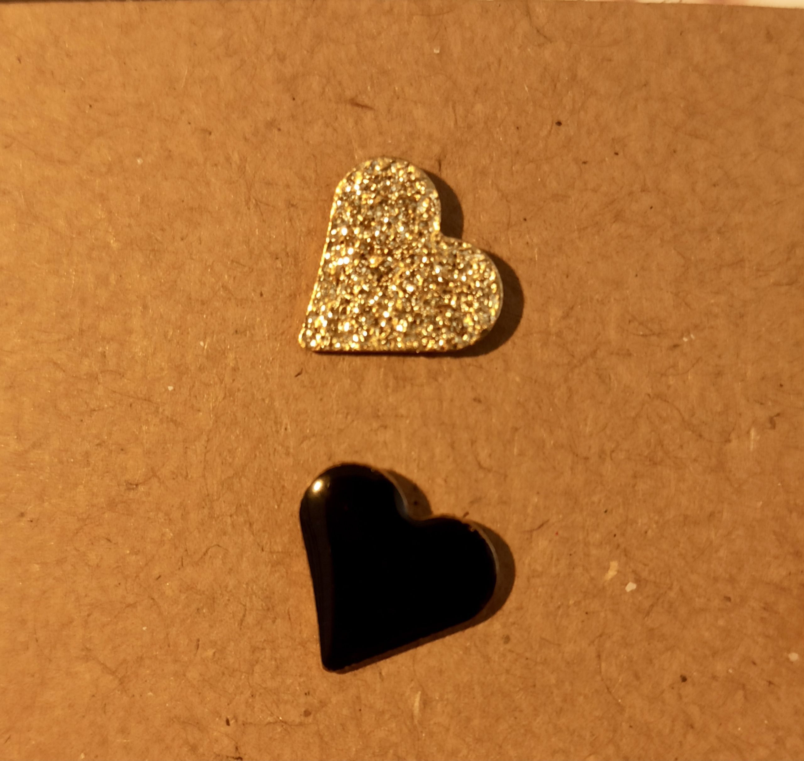 Clous Cœur Noir & Doré – Image 8