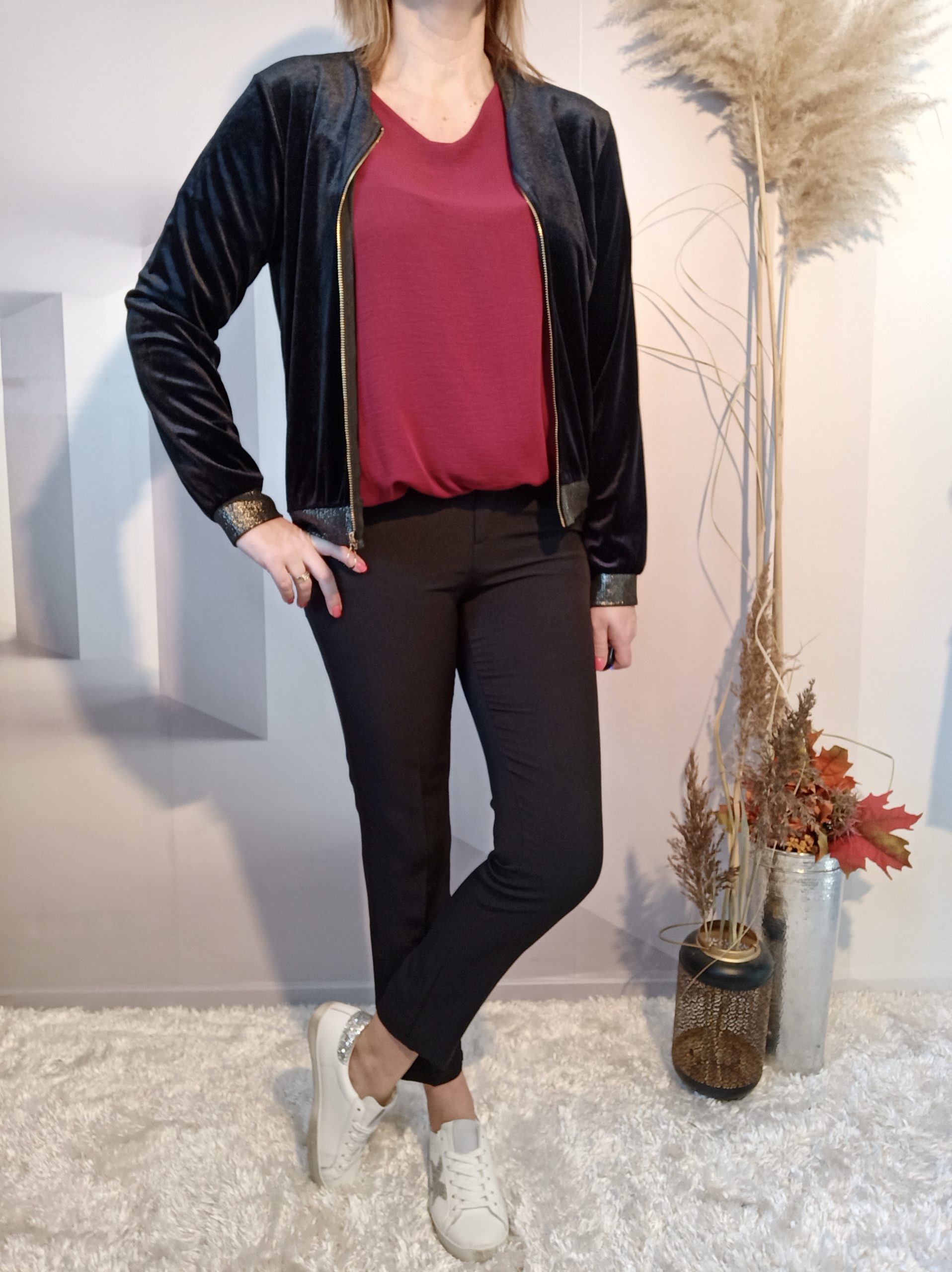 Blouse Asymétrique Lie de Vin – Image 2