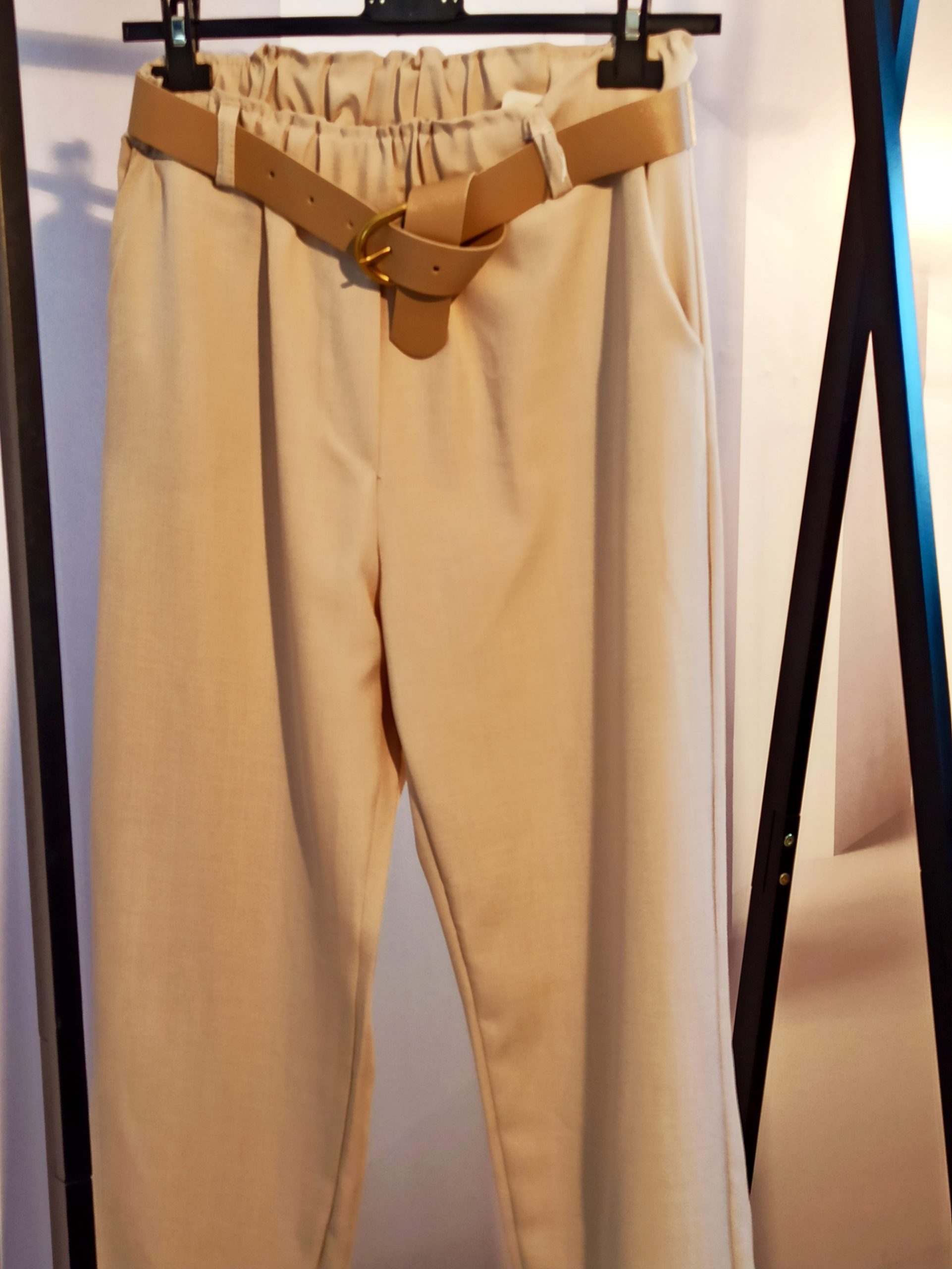 Pantalon Fluide Beige – Image 5