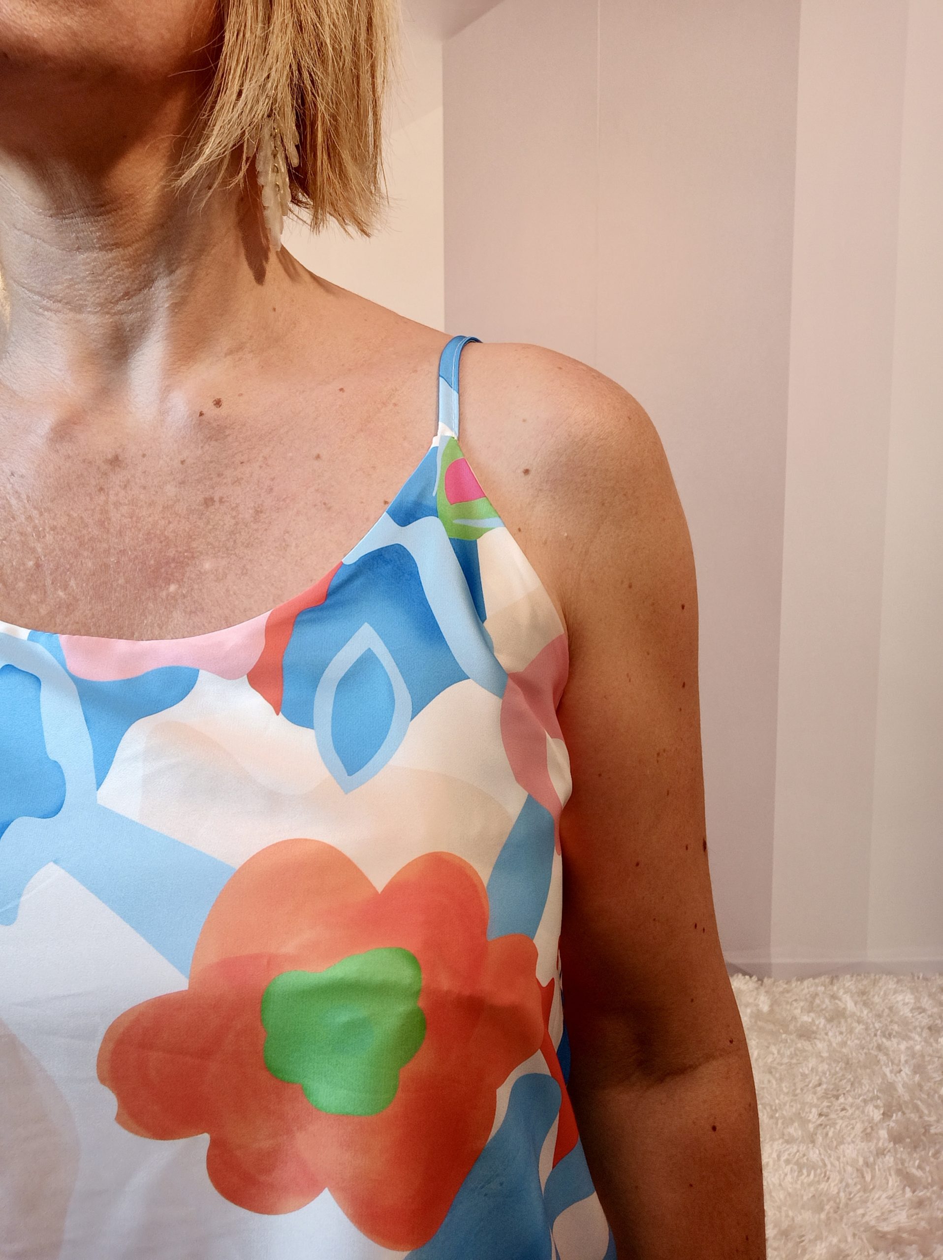 Débardeur Fleurs Bleu – Image 5