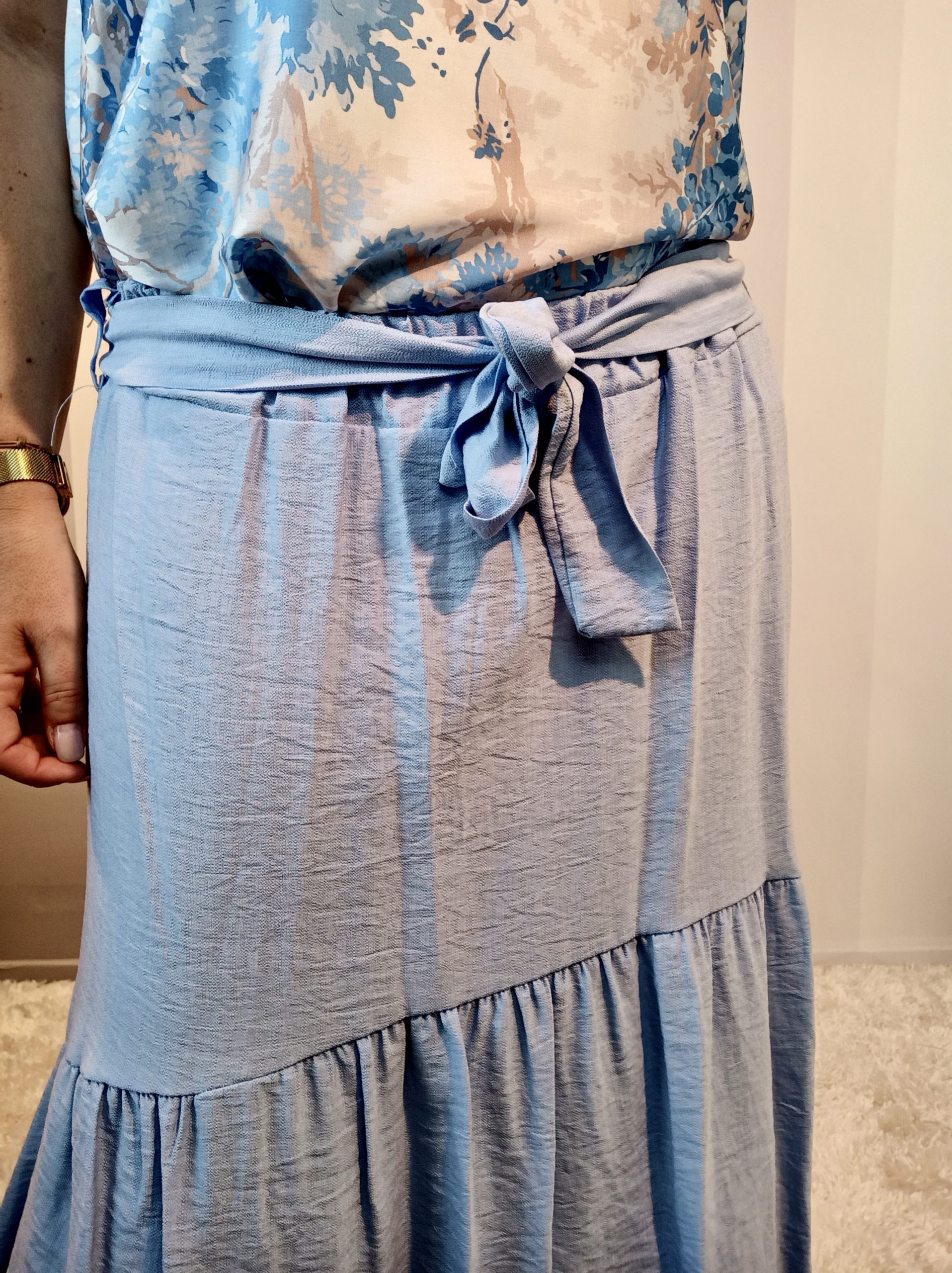 Jupe Asymétrique Bleu Ciel – Image 7