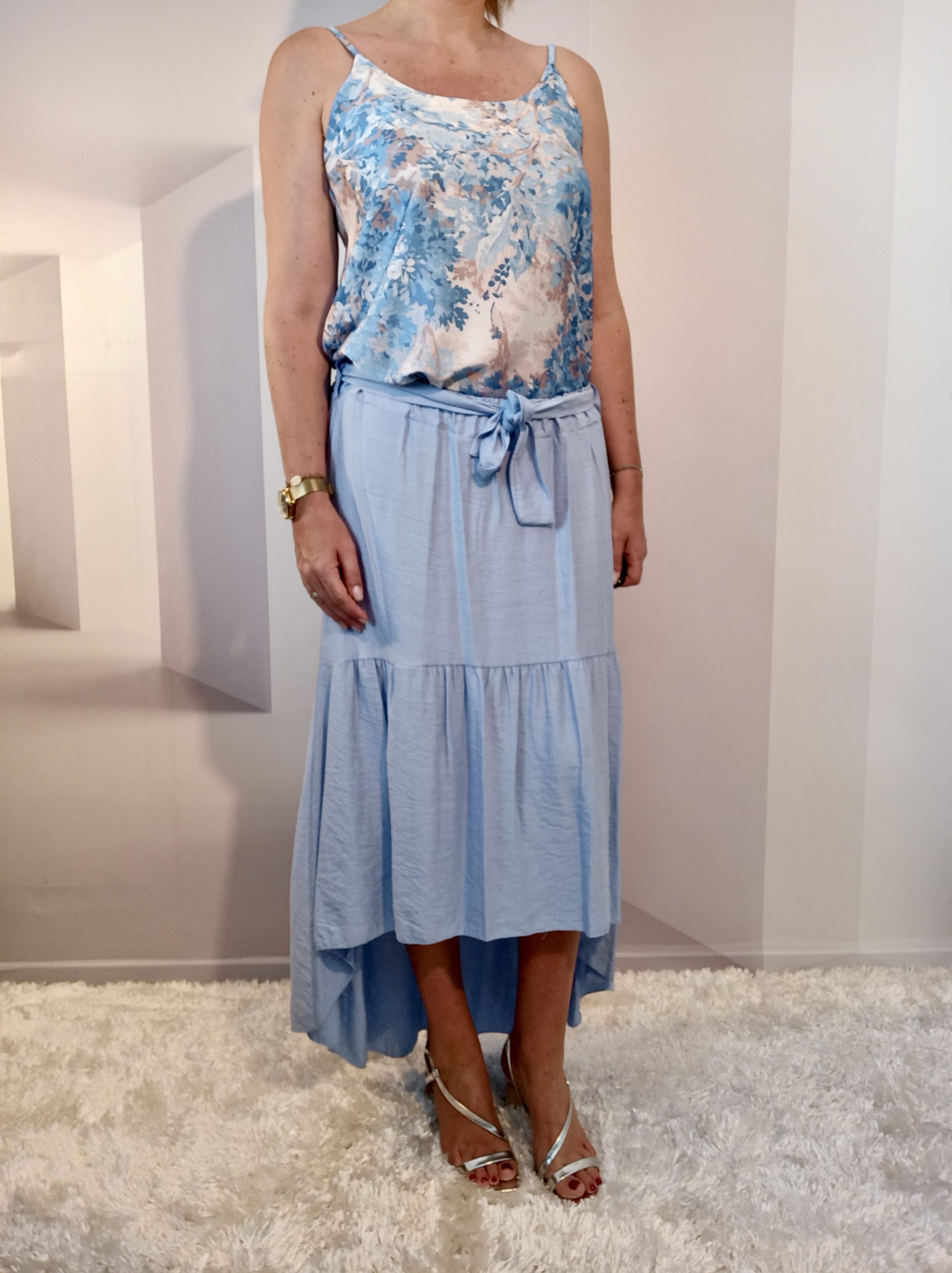 Jupe Asymétrique Bleu Ciel – Image 4