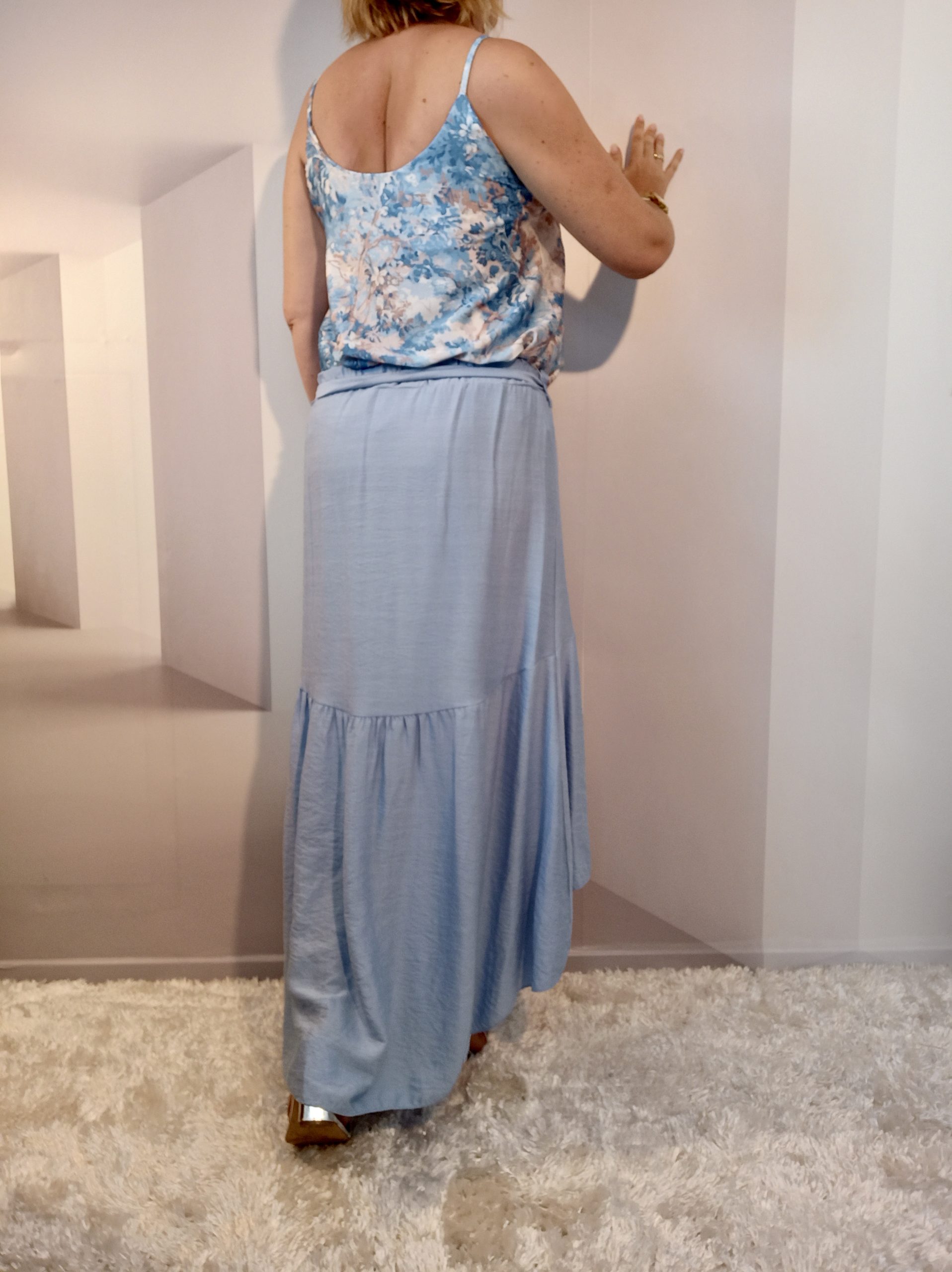 Jupe Asymétrique Bleu Ciel – Image 6