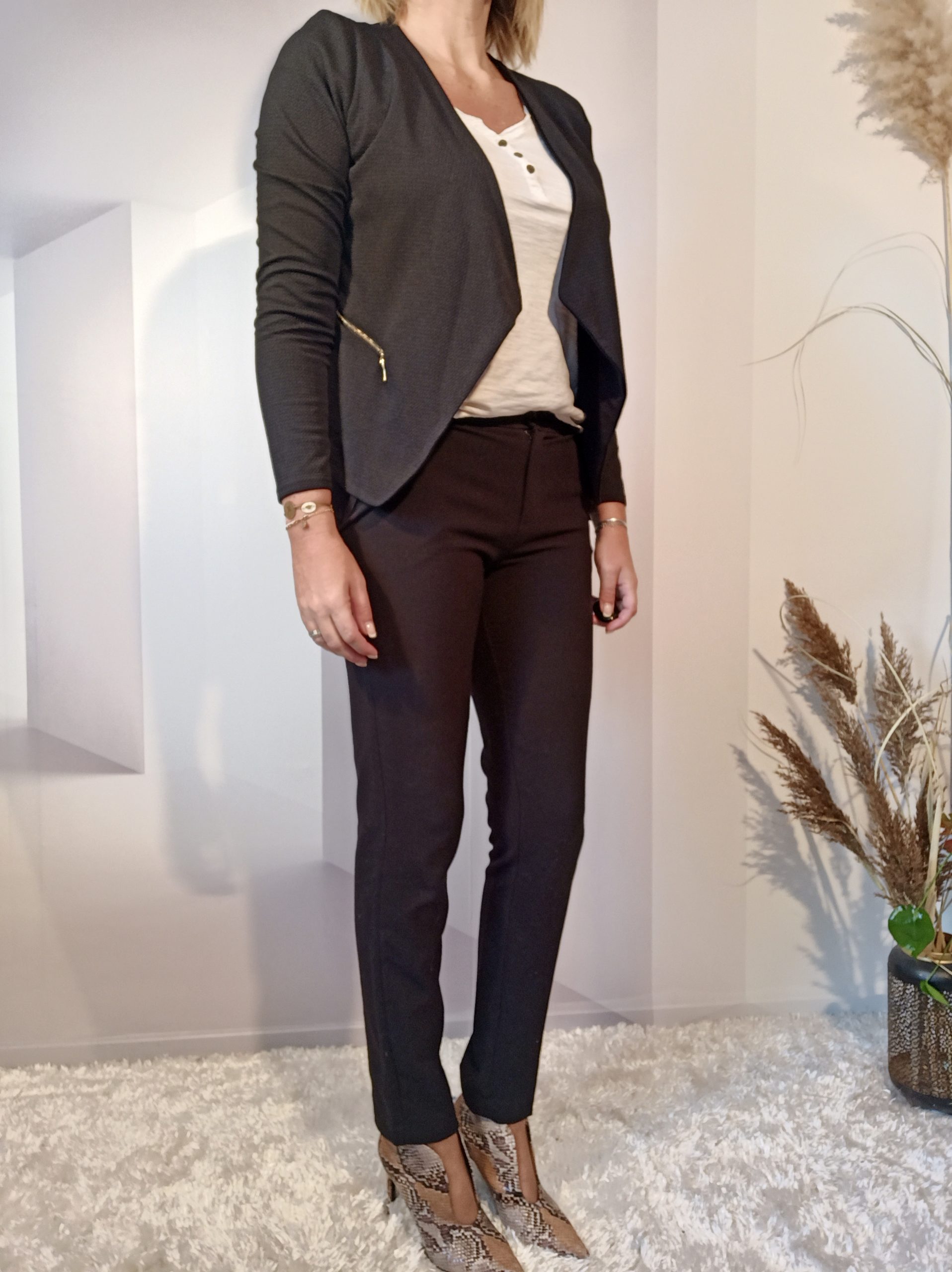 Blazer Gaufré Noir – Image 2