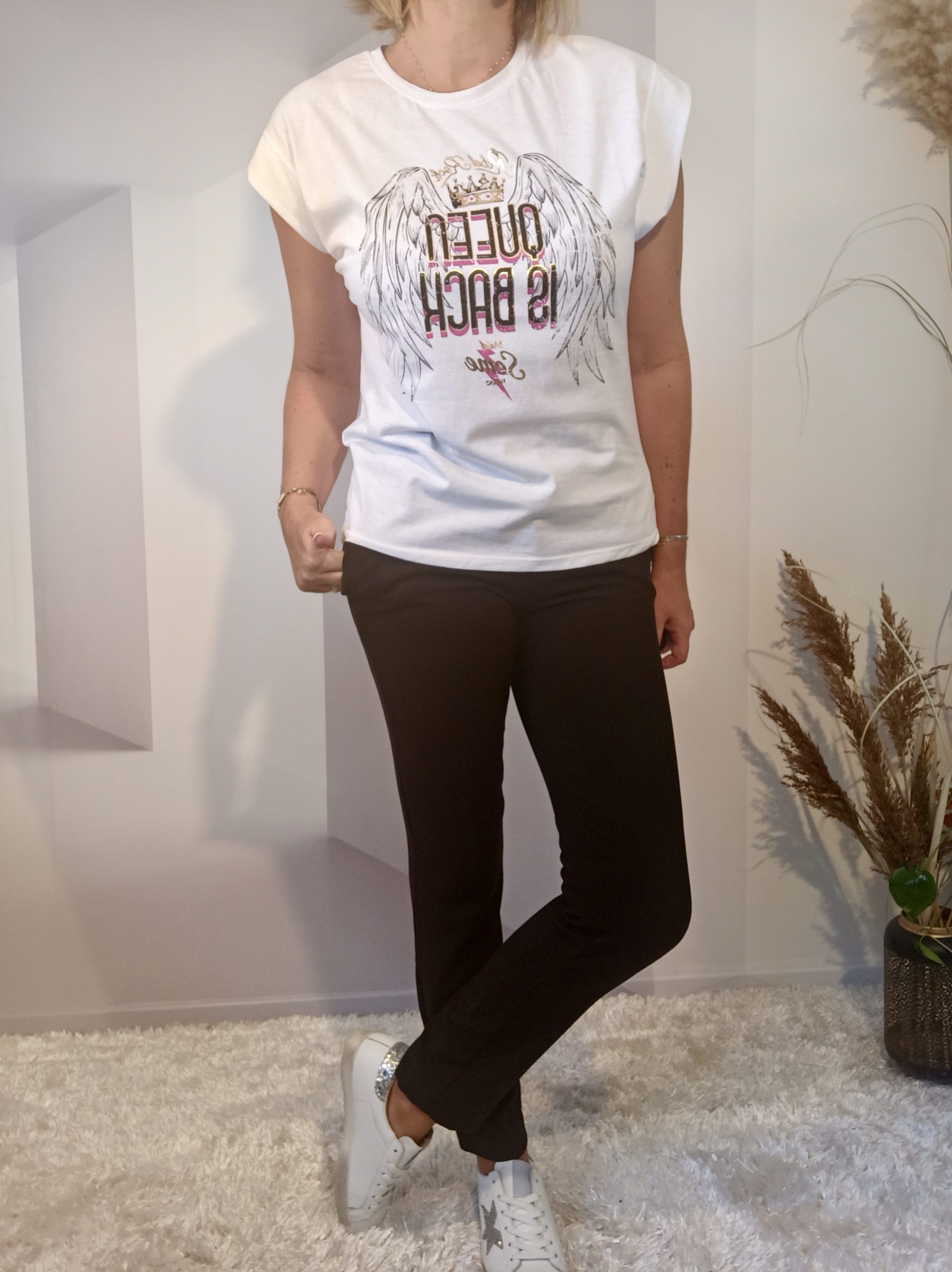 Tshirt Queen Blanc – Image 2