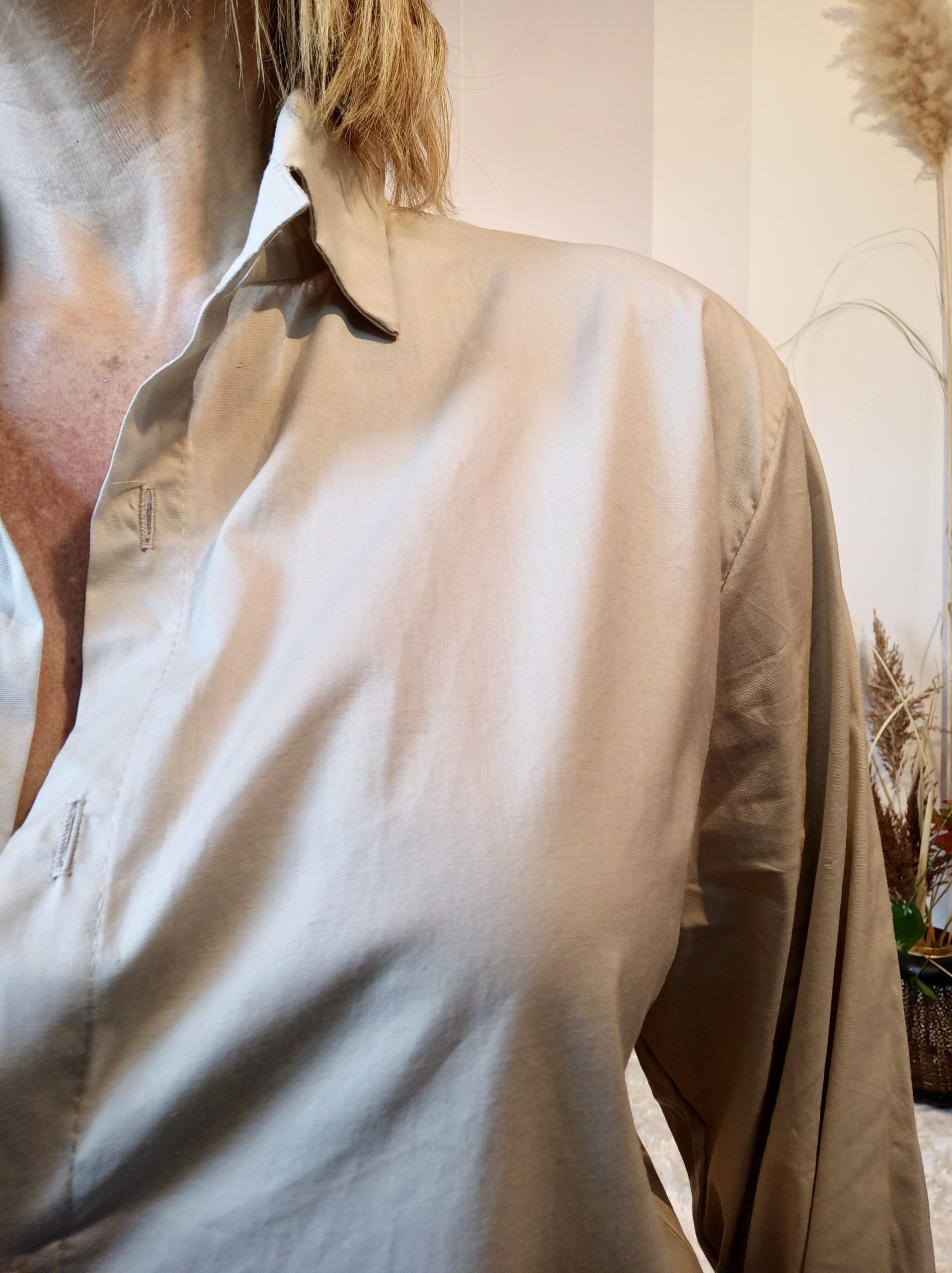 Chemise Classique Beige – Image 4