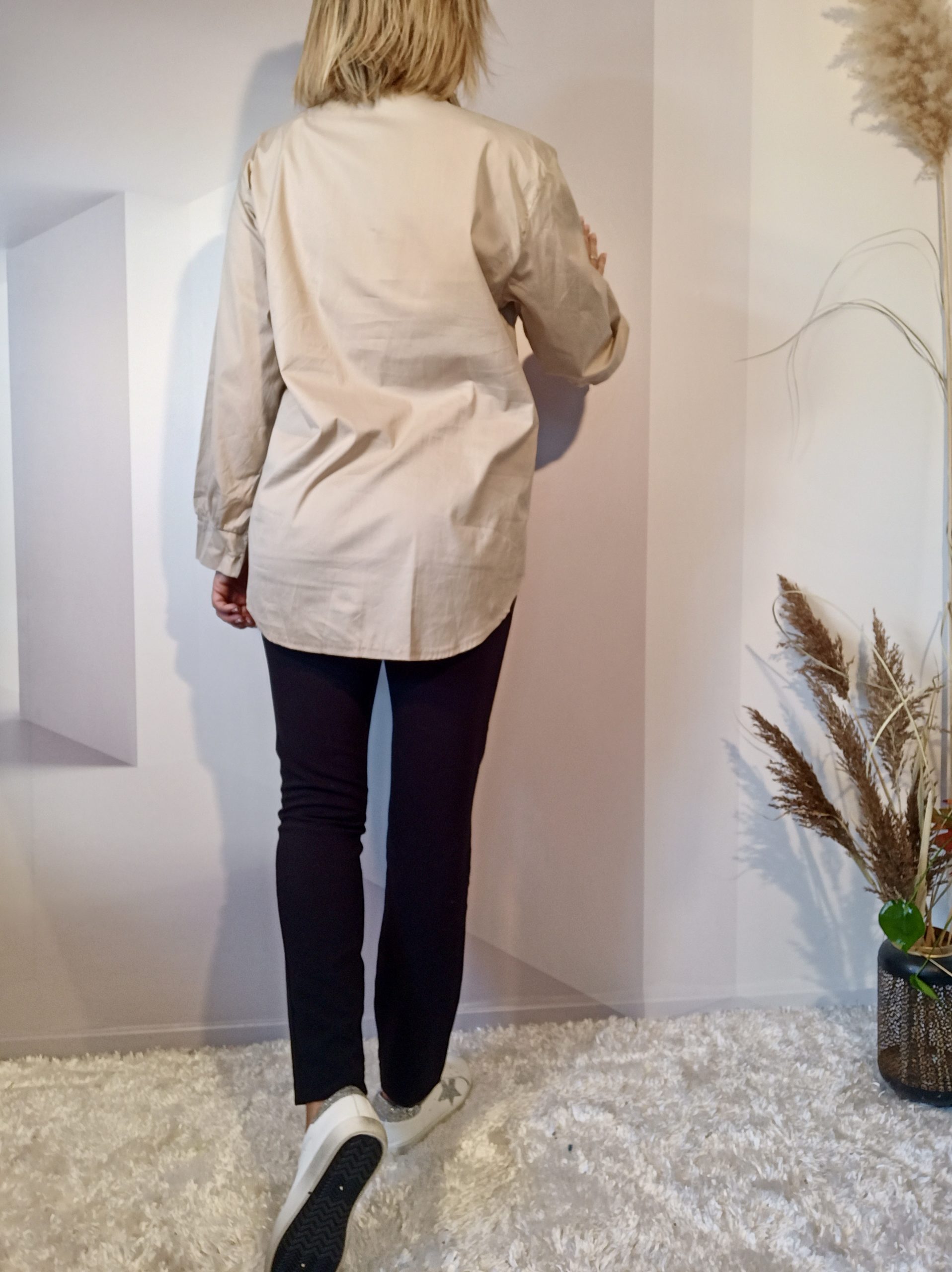 Chemise Classique Beige – Image 6